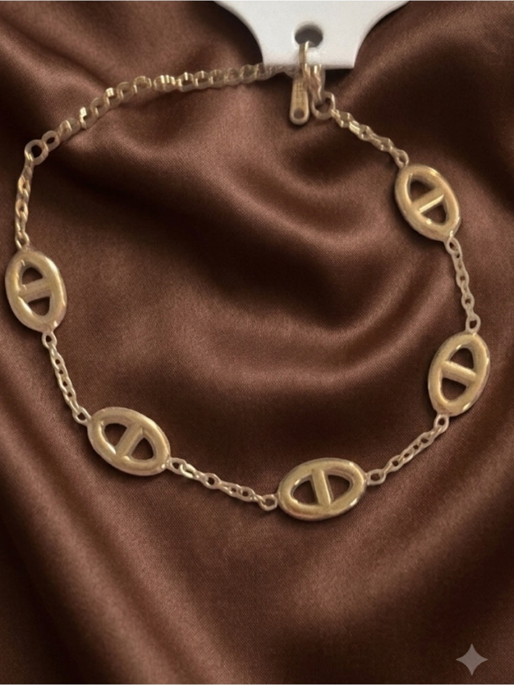 Fashion Jewelry Gold Oval Link Bracelet with Cutout Motifs